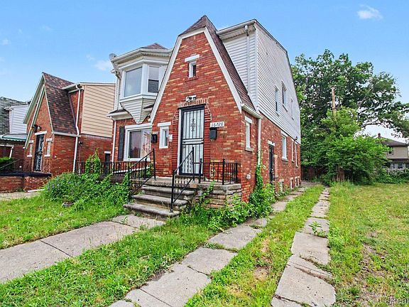 4th image of 16728-16730 Woodingham Dr