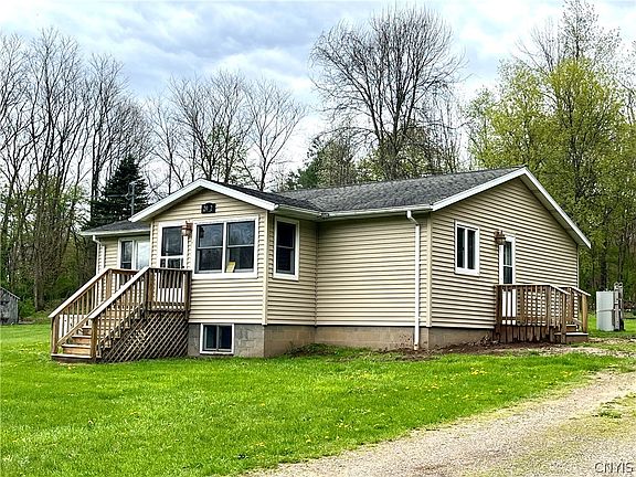 2nd image of 2002 Eno Rd