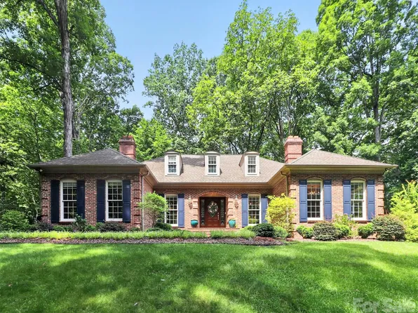 971 Stanley Lucia Rd, Mount Holly, NC 28120