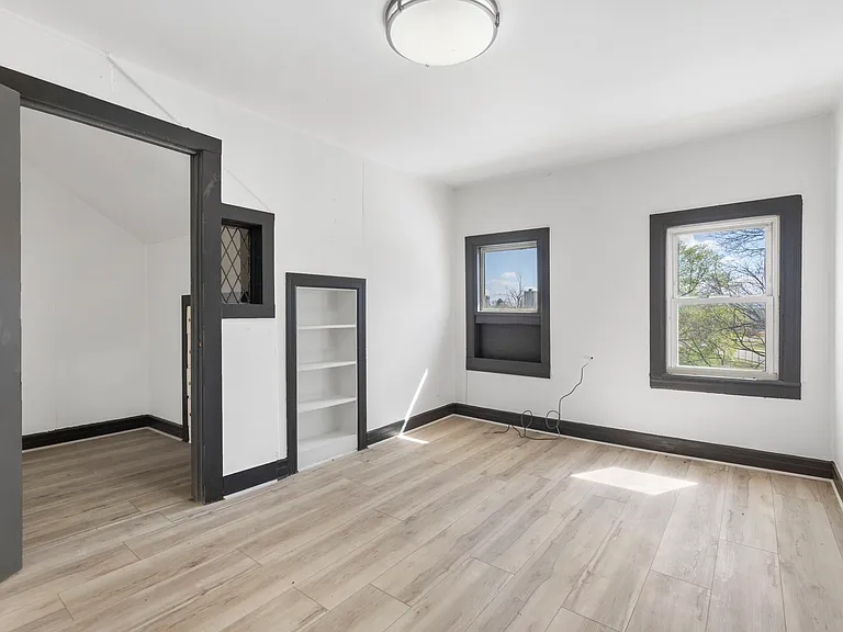 649 South Ave — Photo 14