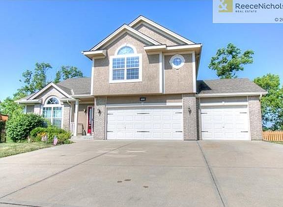 2nd image of 10404 N Cypress Ave