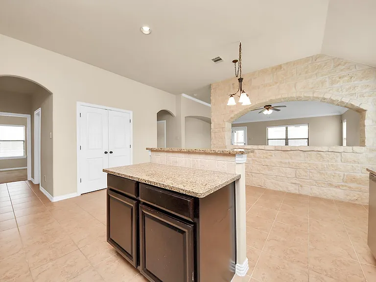 2527 Horned Owl Dr — Photo 17