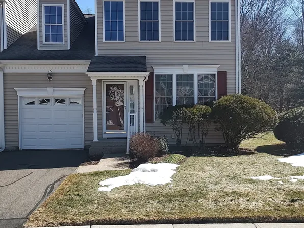 16 Fieldstone Court #16, North Haven, CT 06473