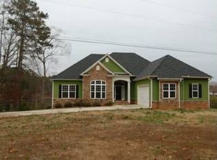 165 Deptula Rd, Jackson, GA 30233