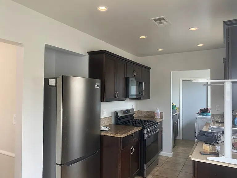 8946 S Wilton Pl — Photo 6