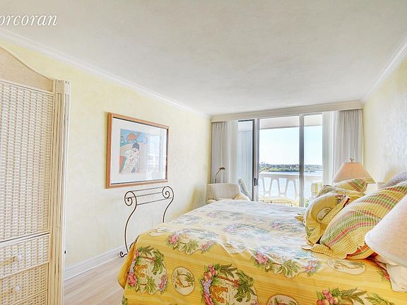 4th image of 2505 S Ocean Blvd #705