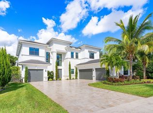 9711 Rennes Ln, Delray Beach, FL 33446