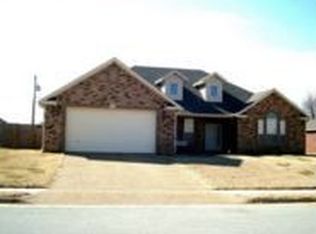 115 Skinner St, Centerton, AR 72719