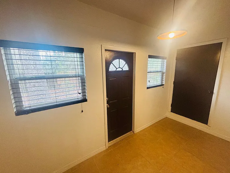 900 SW 62nd Blvd #G37 — Photo 11