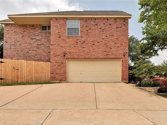 3rd image of 8314 Pommel Dr