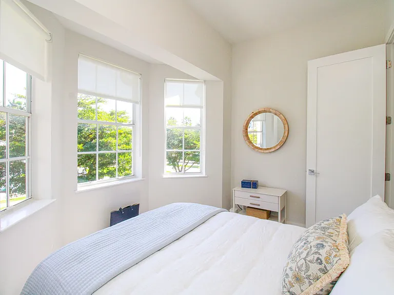 453 8th Ave S #106 — Photo 32