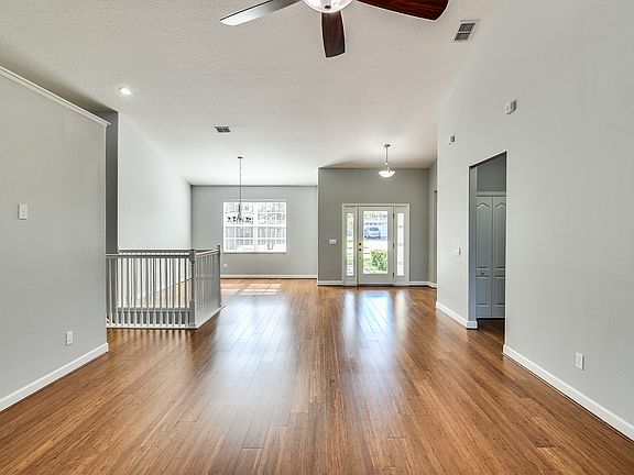 2nd image of 1368 Lattimore Dr