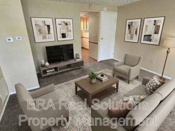 2381 Weyburn Rd, Columbus, OH 43232