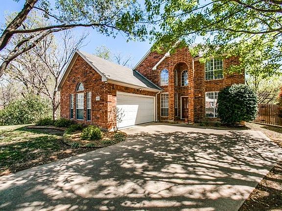 3rd image of 3233 Peppertree Pl