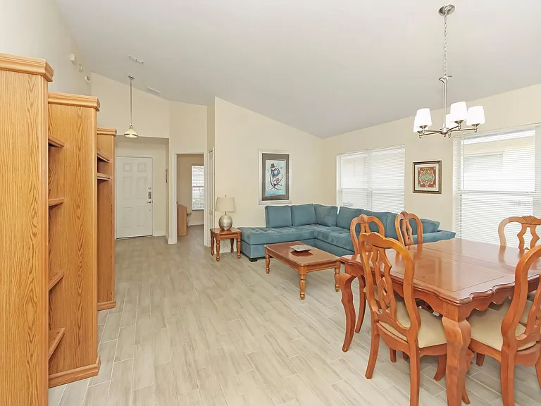 15434 Markham Dr #101 — Photo 8