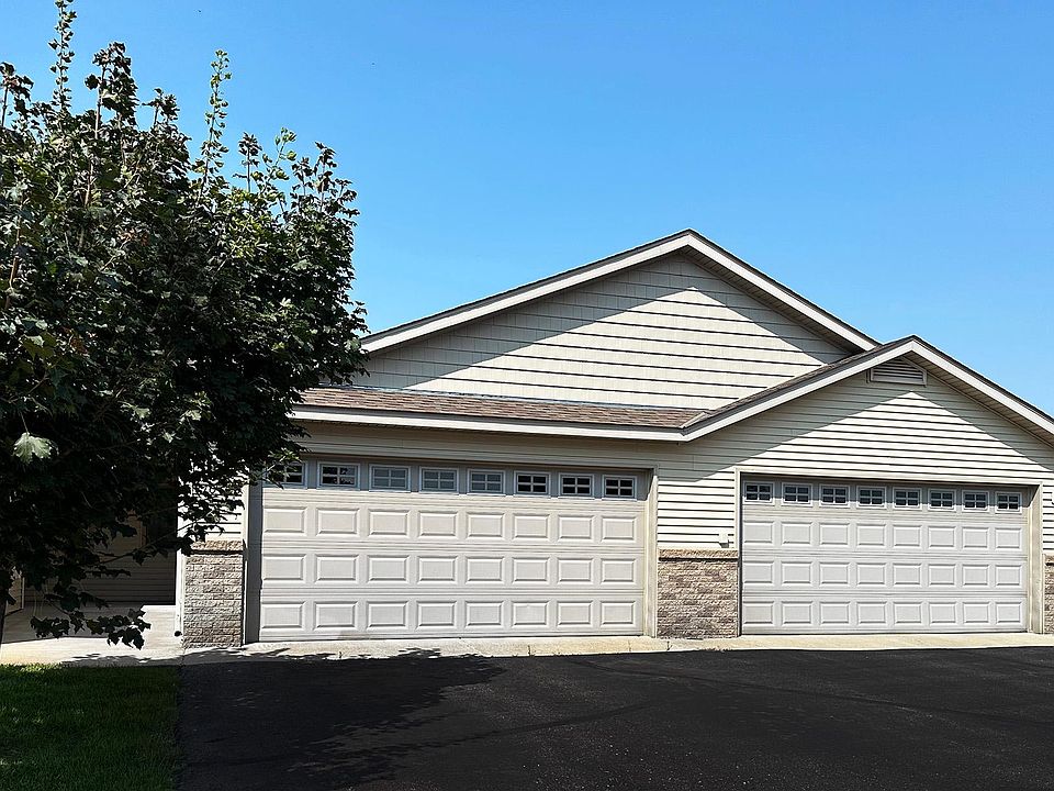 1st image of 1063 Manor Ct