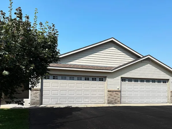 1063 Manor Ct, Saint Cloud, MN 56303