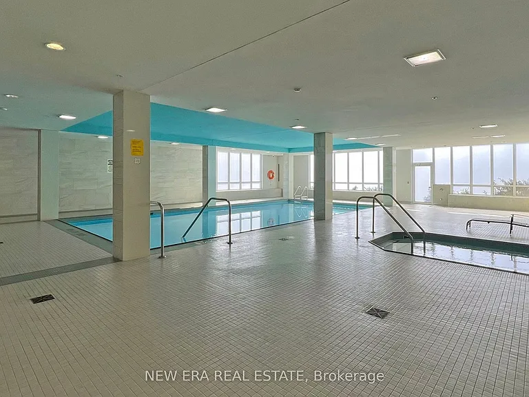 75 N Park Rd #1206 — Photo 20