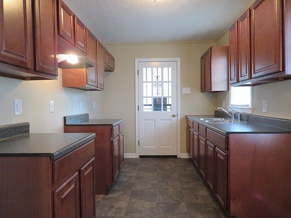 3rd image of 1278 Dogwood Dr