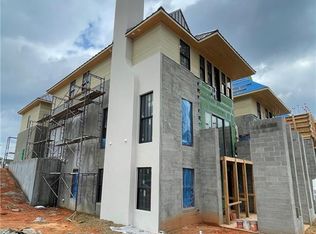 180 5th St, Fayetteville, GA 30214