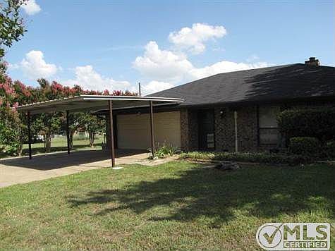 3rd image of 130 Tracy Dr
