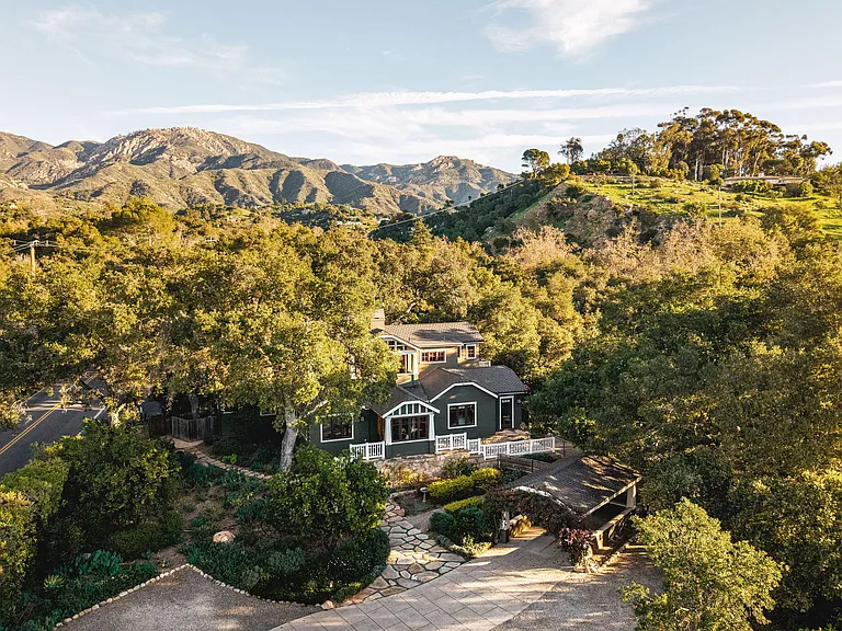 2480 Foothill Rd — Photo 36