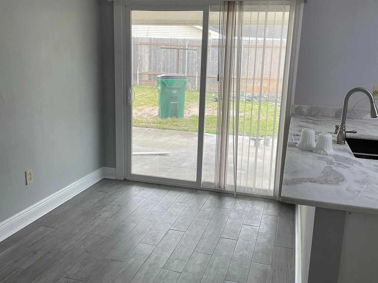3805 Tartan Dr — Photo 2