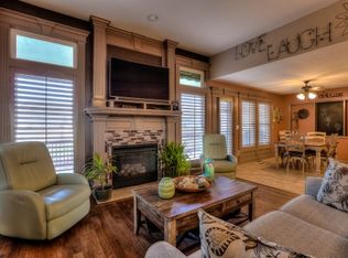 8110 NE 102nd St, Kansas City, MO 64157
