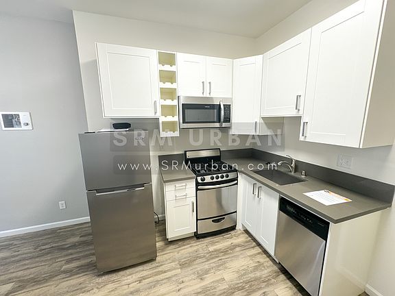 4th image of 1704 State St
