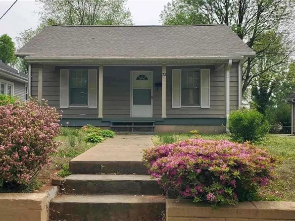 712 Salisbury Ridge Rd, Winston Salem, NC 27127