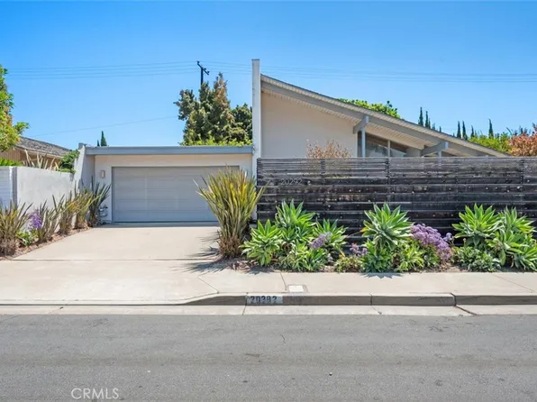20292 Deervale Ln, Huntington Beach, CA 92646