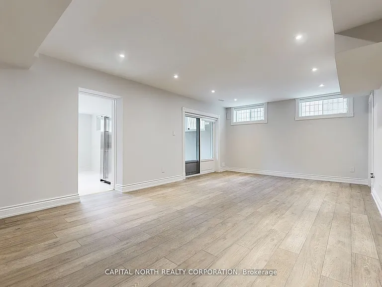 54 Winchester Ln #BASEMENT — Photo 7