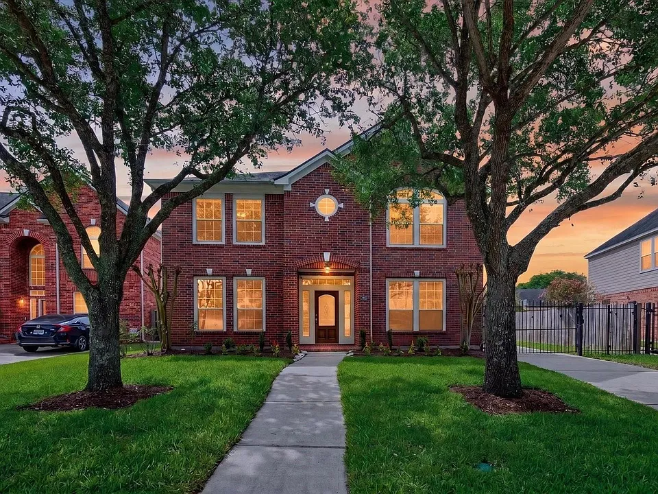 20835 Cottage Cove Ln