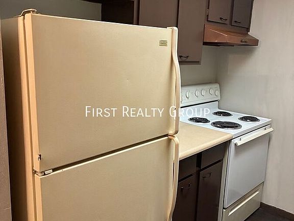 4th image of 737 Wilmington Ave APT 18