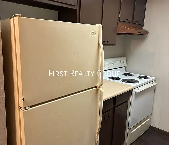 737 Wilmington Ave #18 — Photo 4