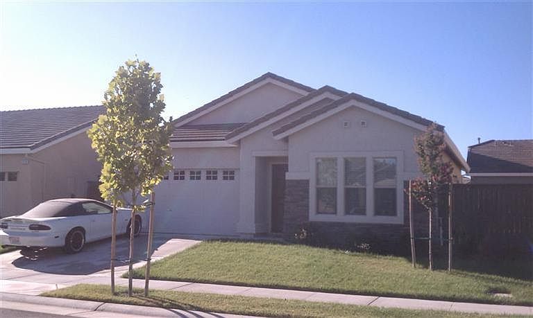1st image of 2698 Lindbergh Ln