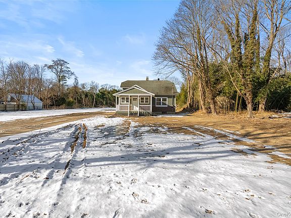 2nd image of 450 Munsell Road