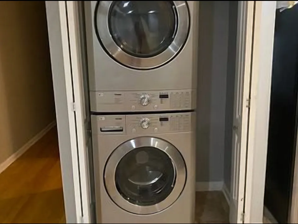 Washer & dryer