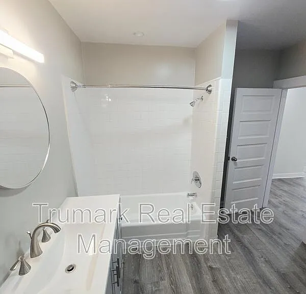 433 W Garfield Ave — Photo 11