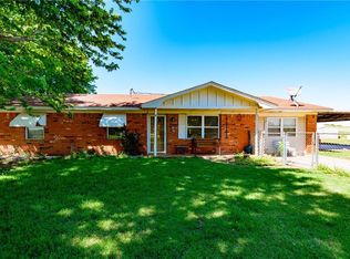 17233 E County Road 1500, Lindsay, OK 73052