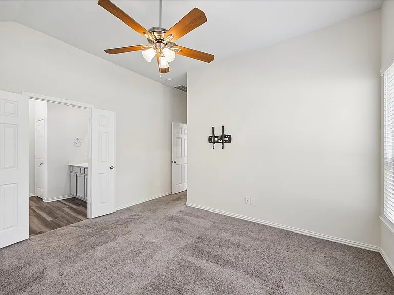 206 N Lynx Trl — Photo 11