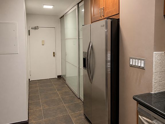 5th image of 380 Mountain Rd APT 1901