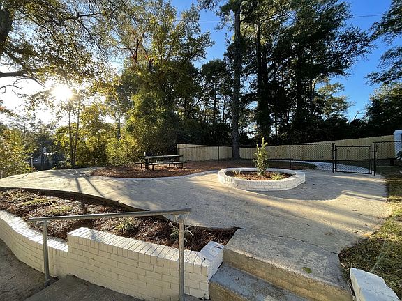 3rd image of 1300 Johnson Ave #D63da03cc