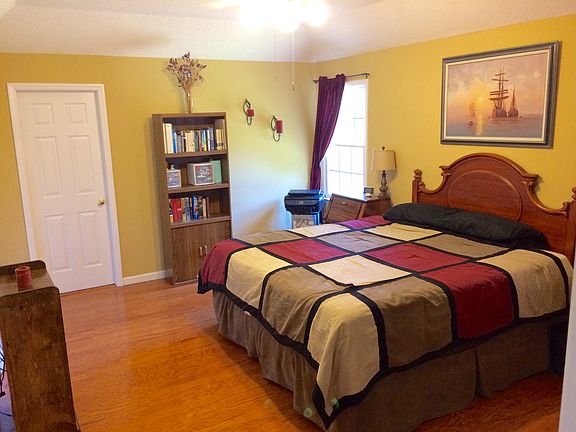 3rd image of 2418 Amber Creste Ln #27