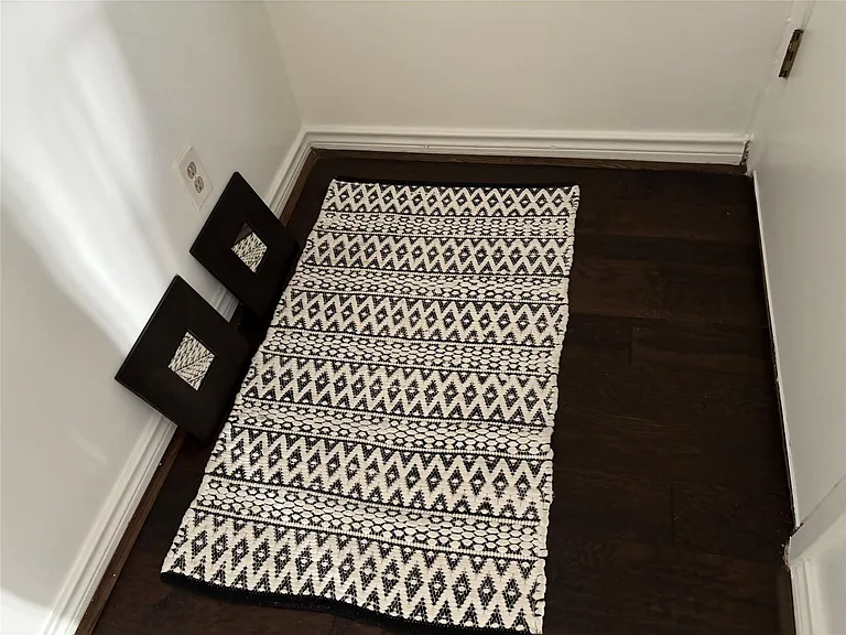 10047 Westpark Dr #9 — Photo 5