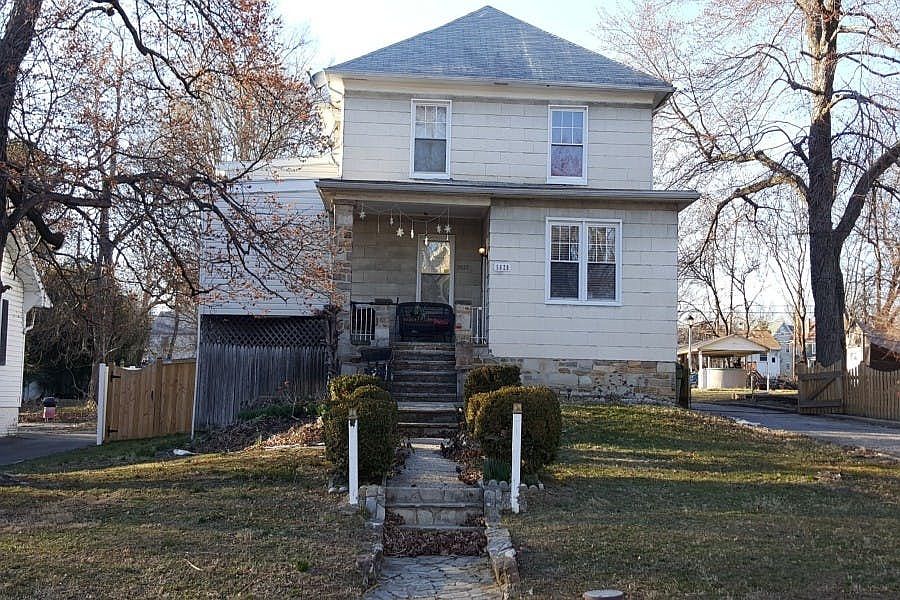 1st image of 5628 Winthrope Ave