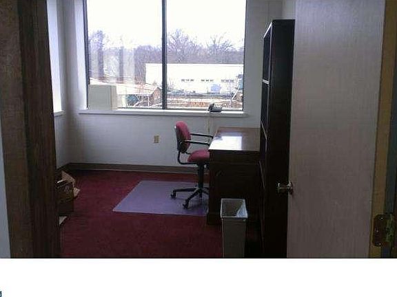 2nd image of 1702 Lovering Ave