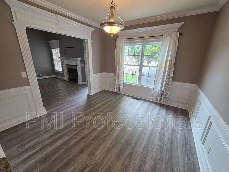 3606 Geneva Dr — Photo 6