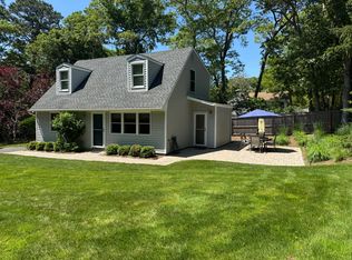 15 Shell Rd, Hampton Bays, NY 11946