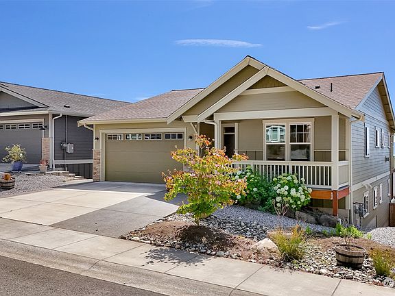 2nd image of 844 Blackwood Court